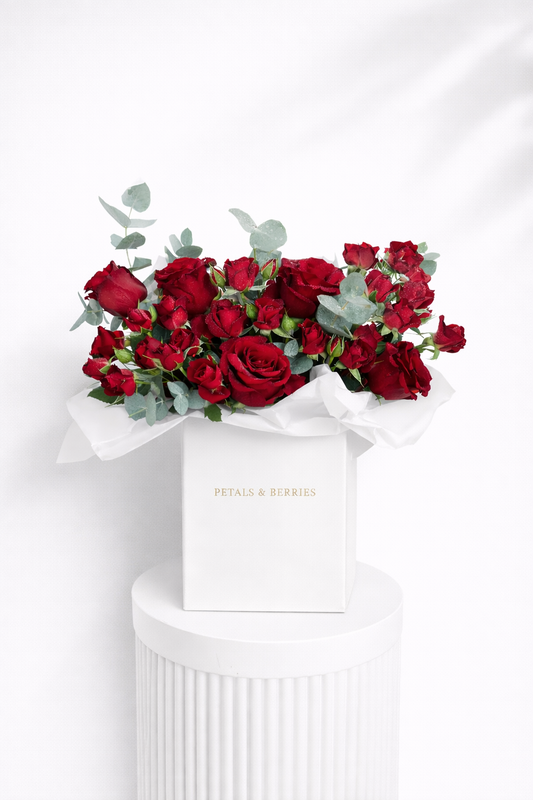 Sweet Romance - PETALS Bag