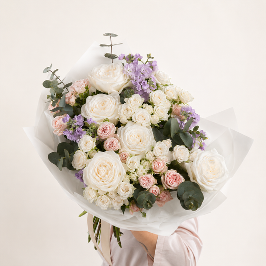 White Majesty Bouquet