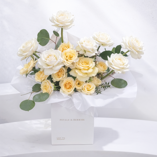 Lumière Ivory PETALS Bag